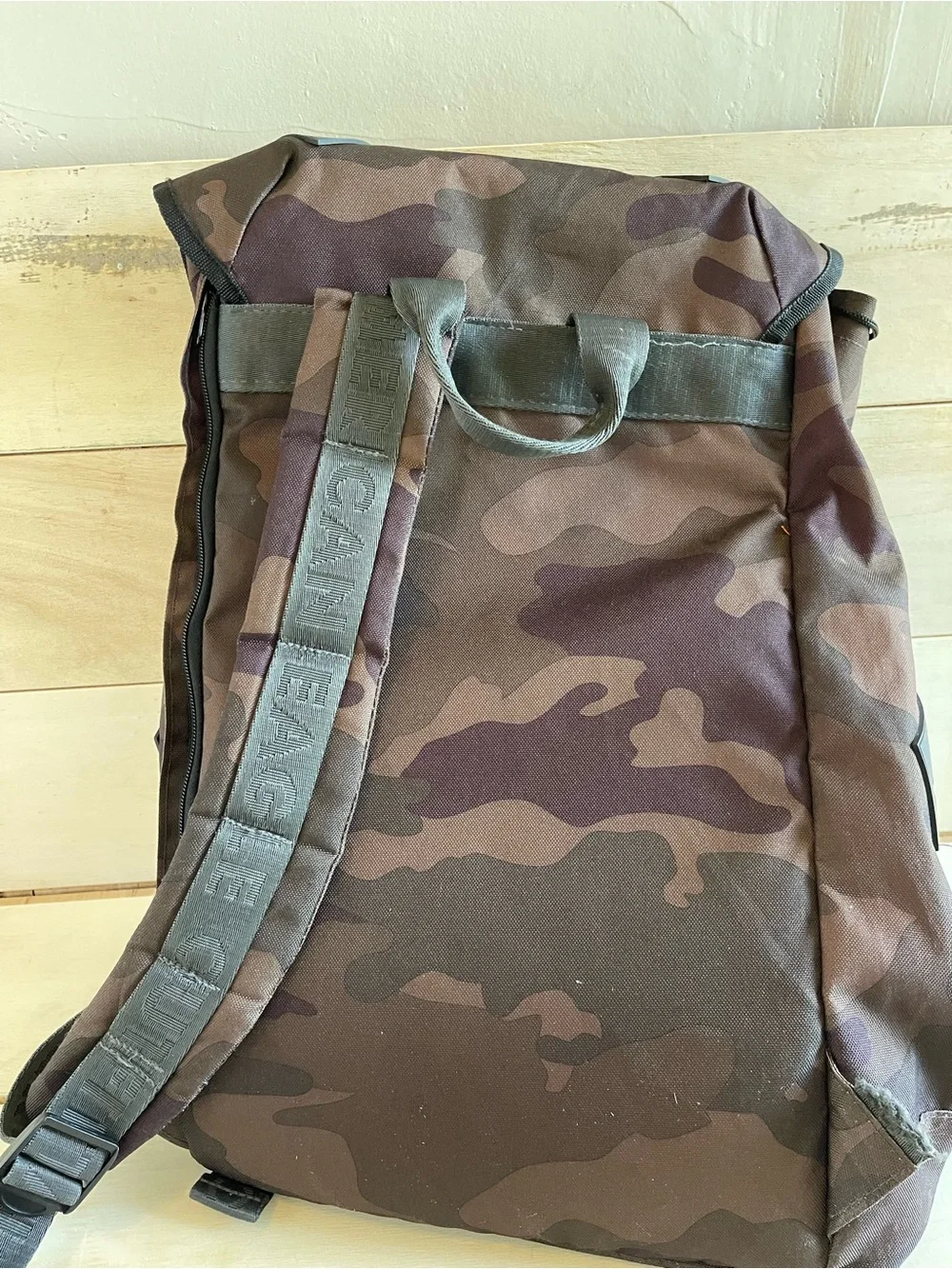 American Eagle Top Loading Camo Backpack